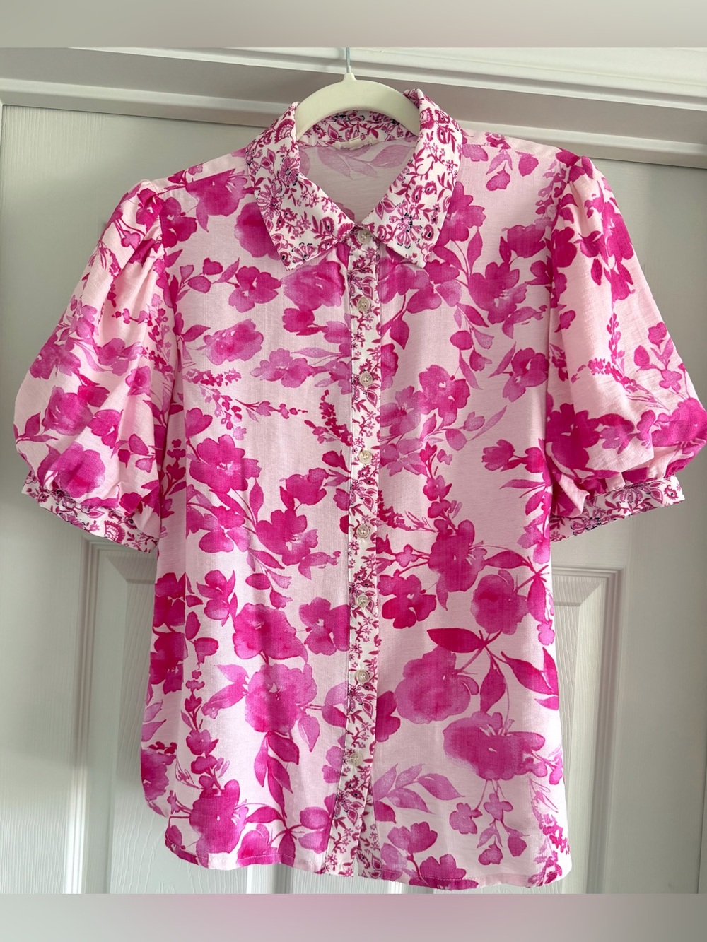JODIFL Pink Floral Garden Breeze Button-Down Shirt with Flouncy Short Sleeves S